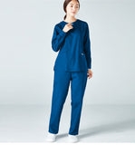 Doctor Wearing Long-sleeved Surgical Gown Female Dentist Overalls